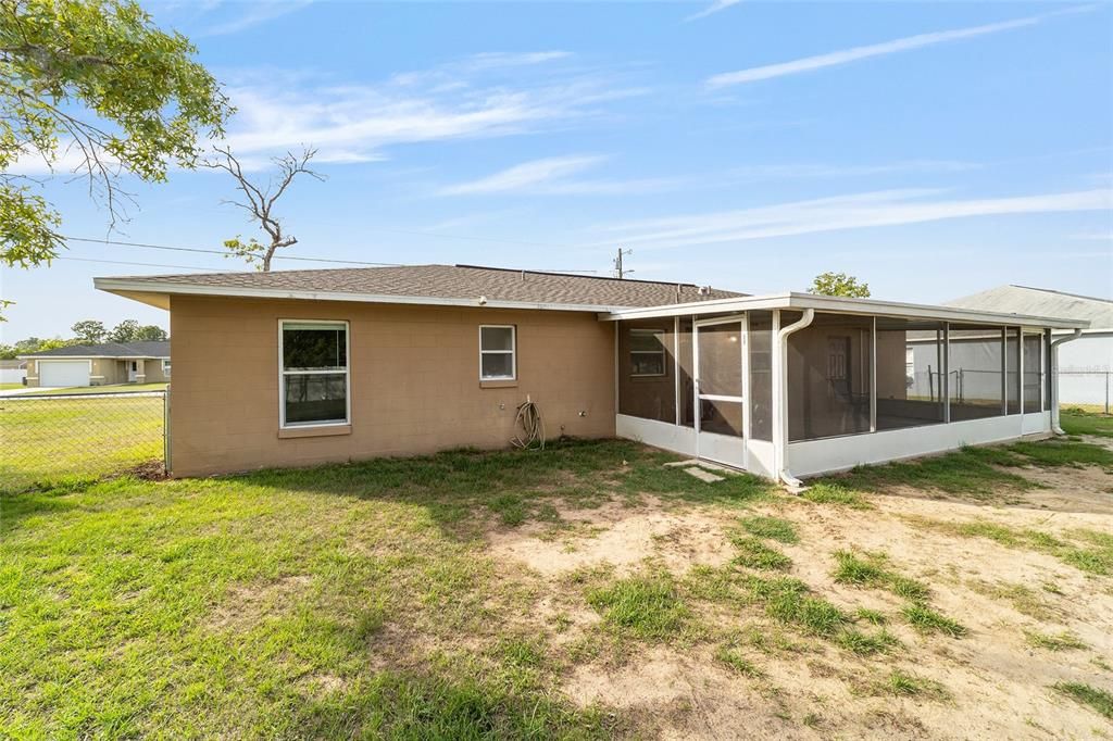 Activo con contrato: $219,900 (3 camas, 2 baños, 1188 Pies cuadrados)