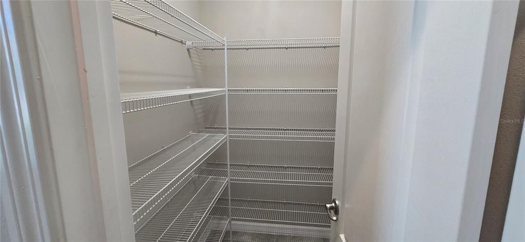 В аренду: $3,499 (3 спален, 2 ванн, 2300 Квадратных фут)