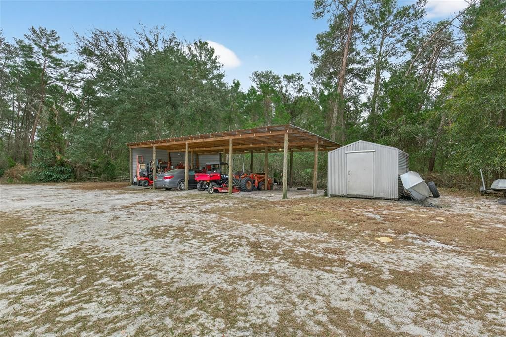 For Sale: $299,000 (3 beds, 2 baths, 1248 Square Feet)