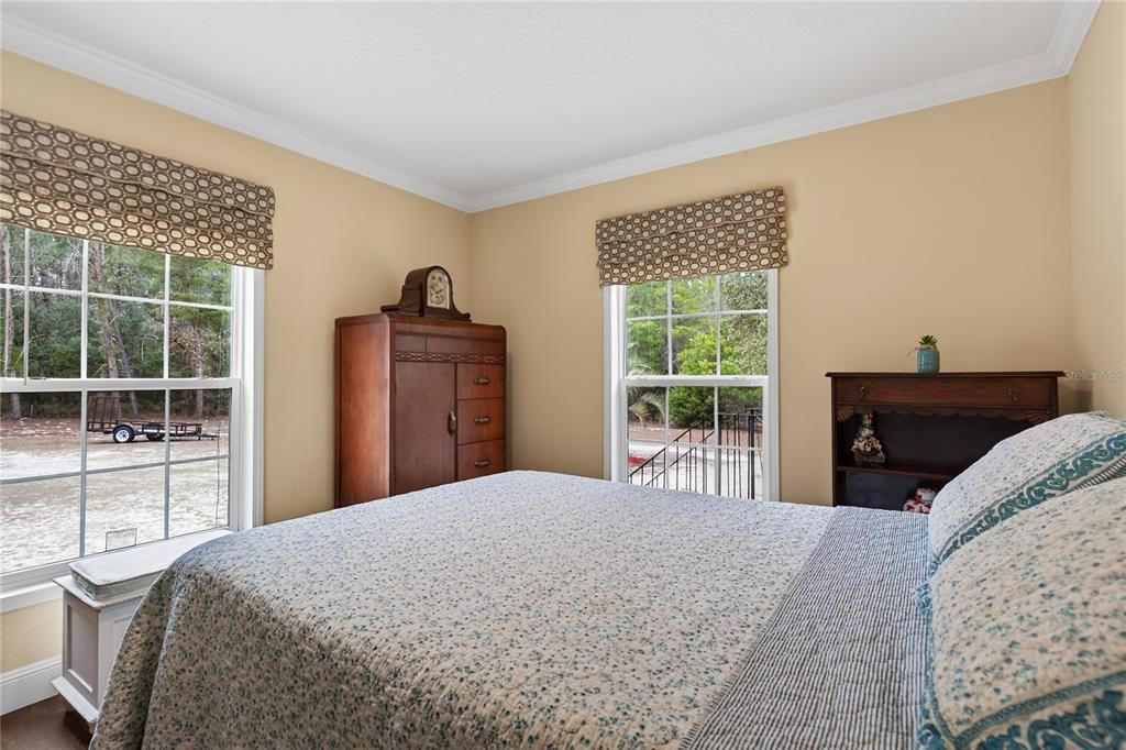 For Sale: $299,000 (3 beds, 2 baths, 1248 Square Feet)