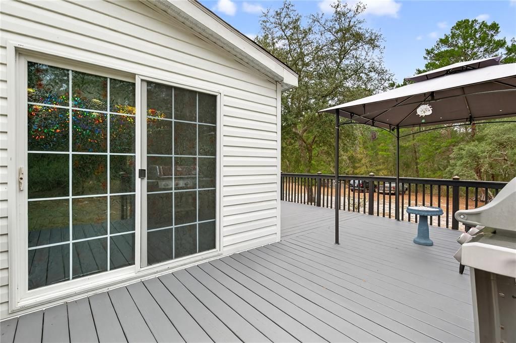 For Sale: $299,000 (3 beds, 2 baths, 1248 Square Feet)