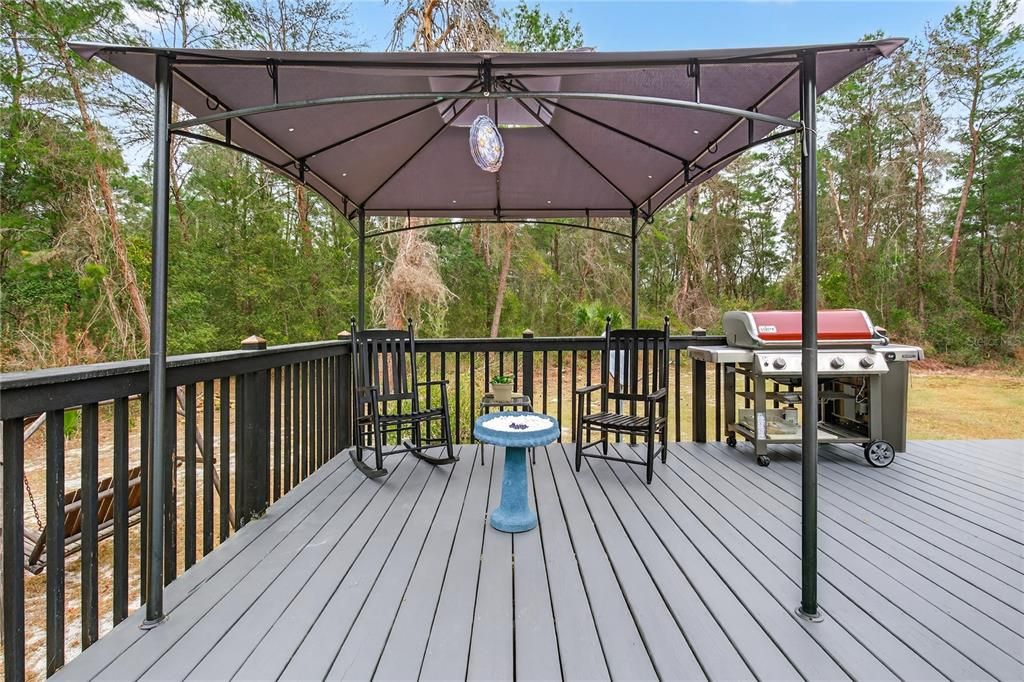 For Sale: $299,000 (3 beds, 2 baths, 1248 Square Feet)