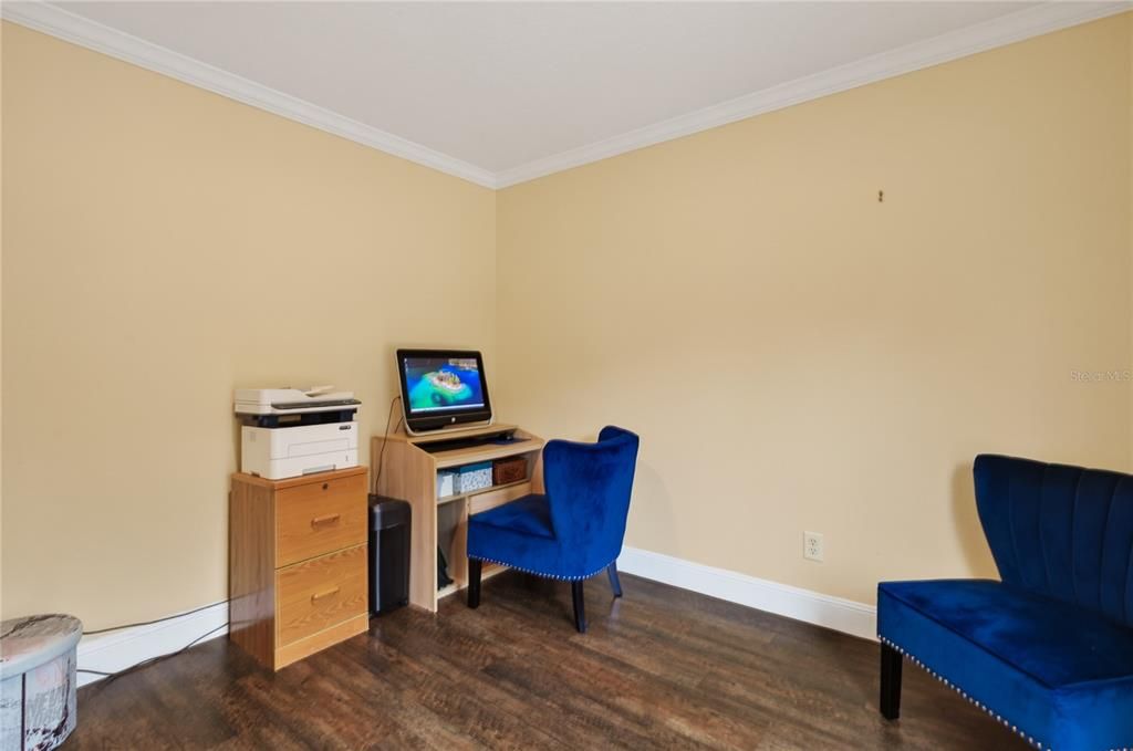 For Sale: $299,000 (3 beds, 2 baths, 1248 Square Feet)