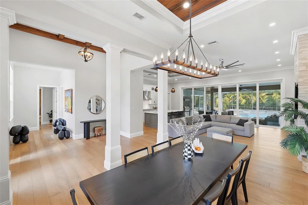 Activo con contrato: $3,950,000 (5 camas, 5 baños, 4871 Pies cuadrados)