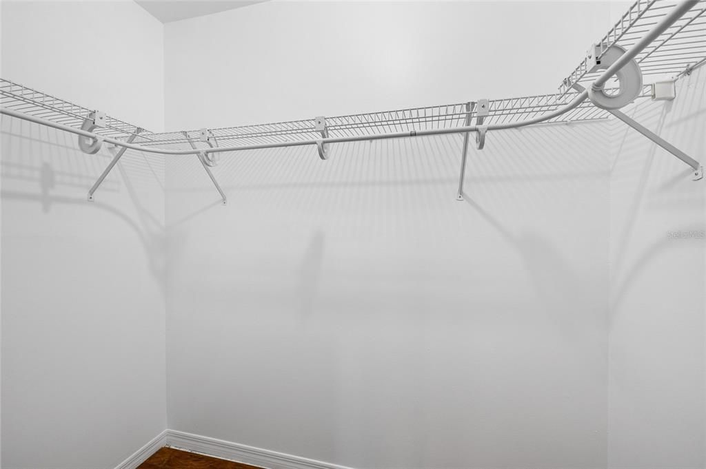 Active With Contract: $259,000 (2 beds, 2 baths, 1178 Square Feet)