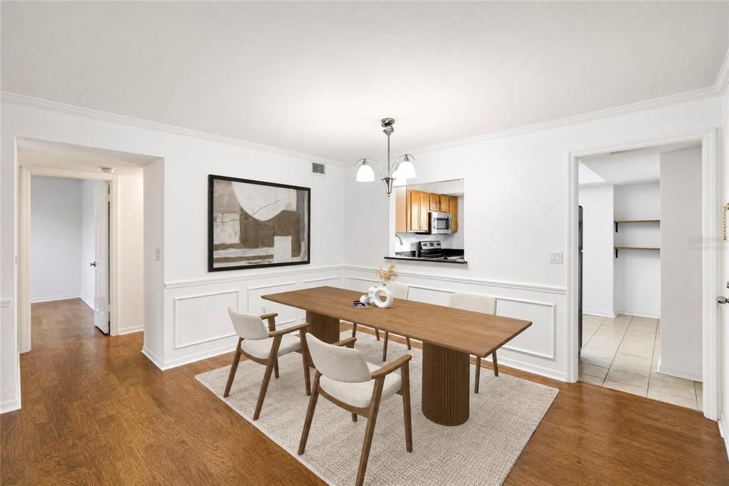 Active With Contract: $259,000 (2 beds, 2 baths, 1178 Square Feet)