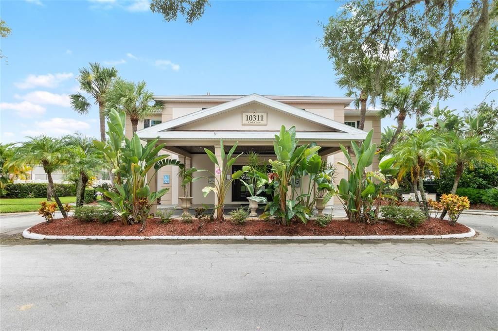 Active With Contract: $259,000 (2 beds, 2 baths, 1178 Square Feet)