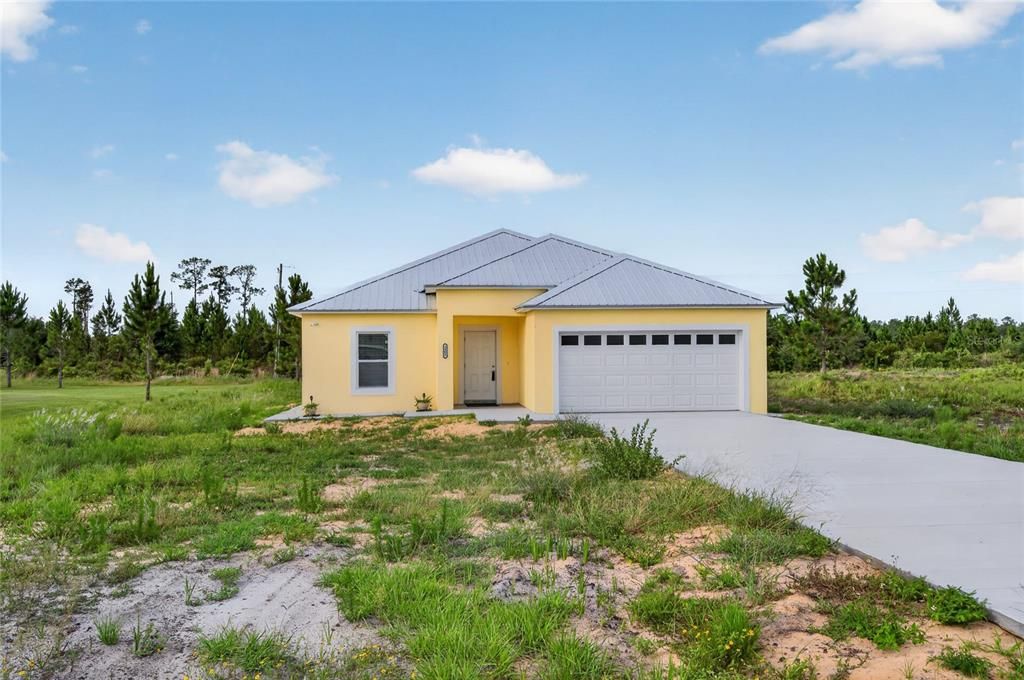 На продажу: $329,000 (3 спален, 2 ванн, 1640 Квадратных фут)