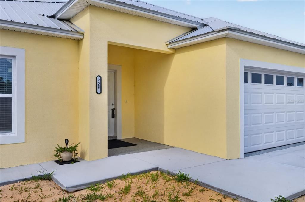 На продажу: $329,000 (3 спален, 2 ванн, 1640 Квадратных фут)