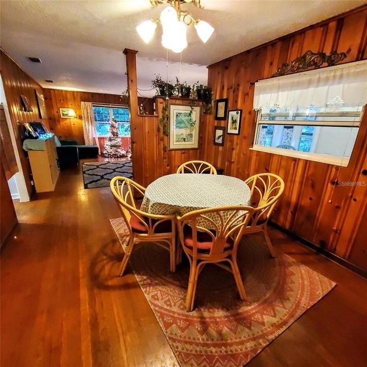 Activo con contrato: $220,999 (2 camas, 1 baños, 1220 Pies cuadrados)
