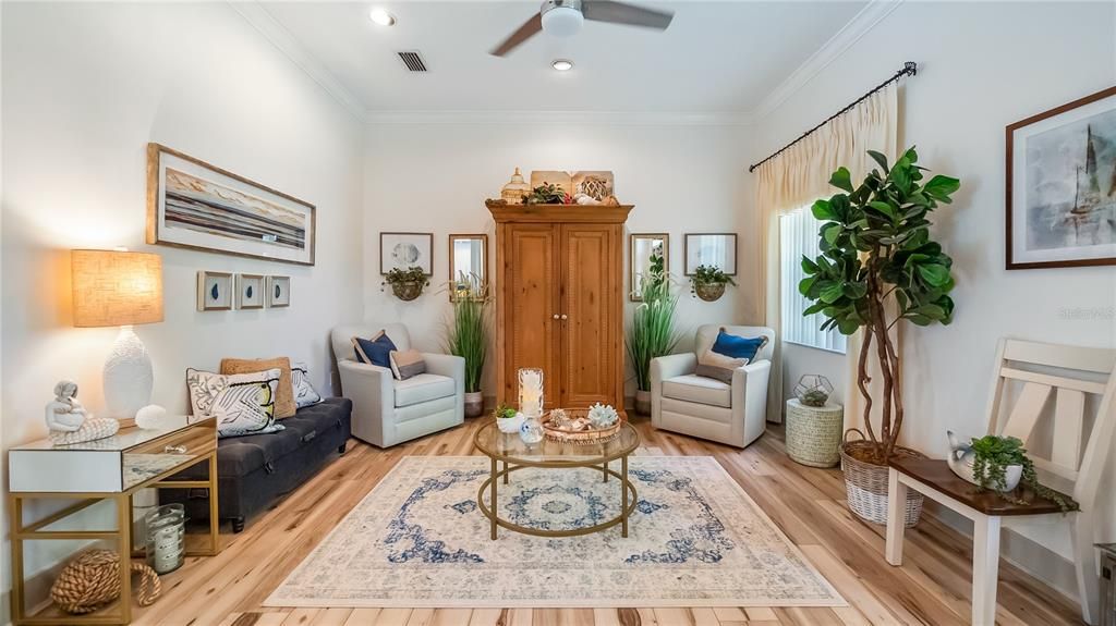En Venta: $992,000 (4 camas, 3 baños, 2799 Pies cuadrados)