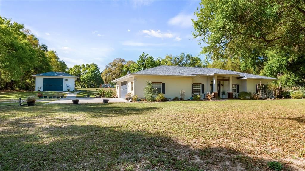 En Venta: $992,000 (4 camas, 3 baños, 2799 Pies cuadrados)