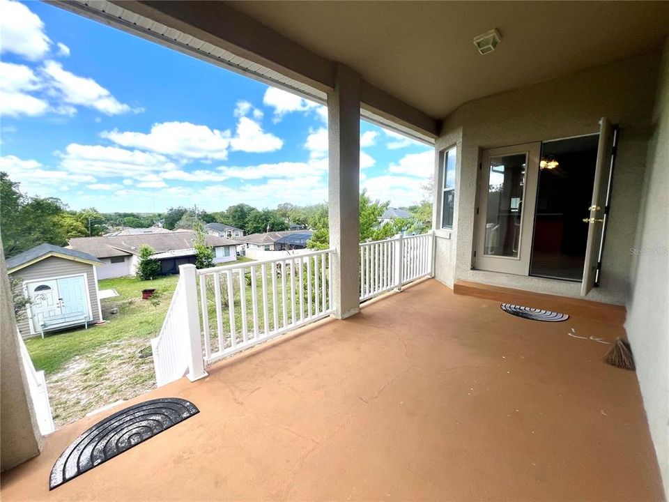 For Rent: $2,150 (3 beds, 2 baths, 1468 Square Feet)