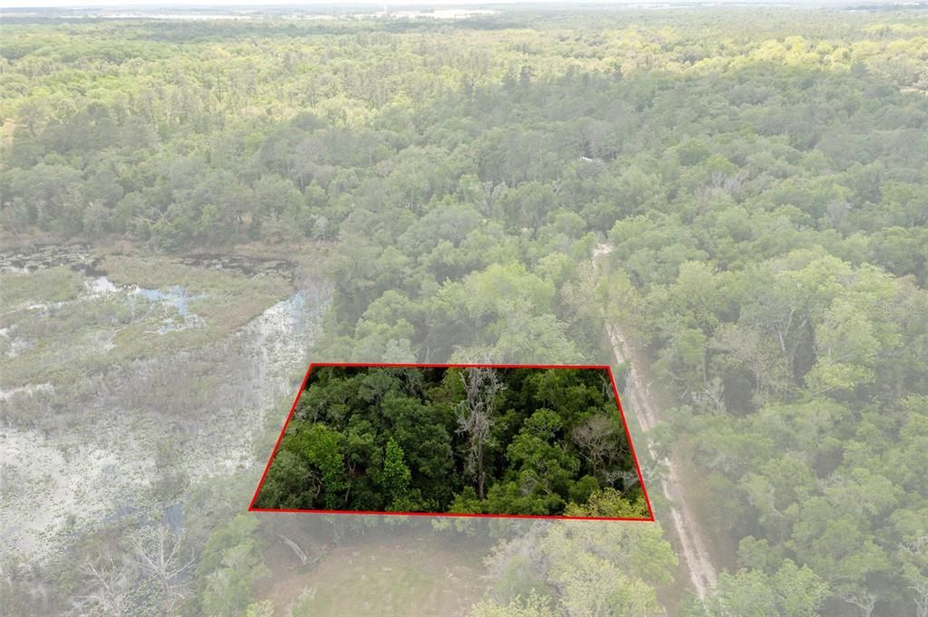 На продажу: $17,000 (0.37 acres)