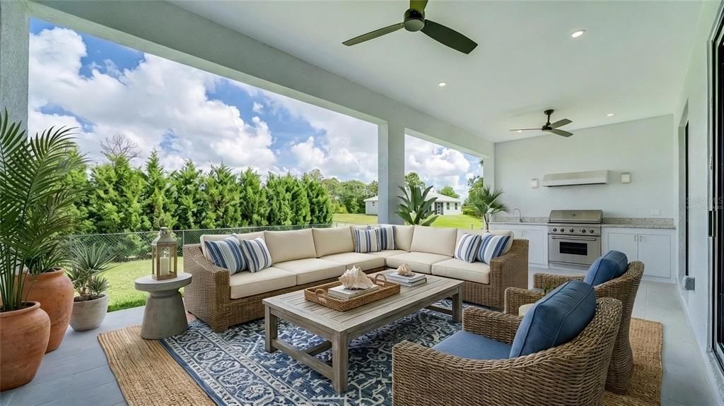 Activo con contrato: $369,900 (3 camas, 3 baños, 1894 Pies cuadrados)