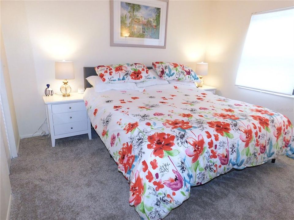 В аренду: $1,900 (2 спален, 2 ванн, 924 Квадратных фут)