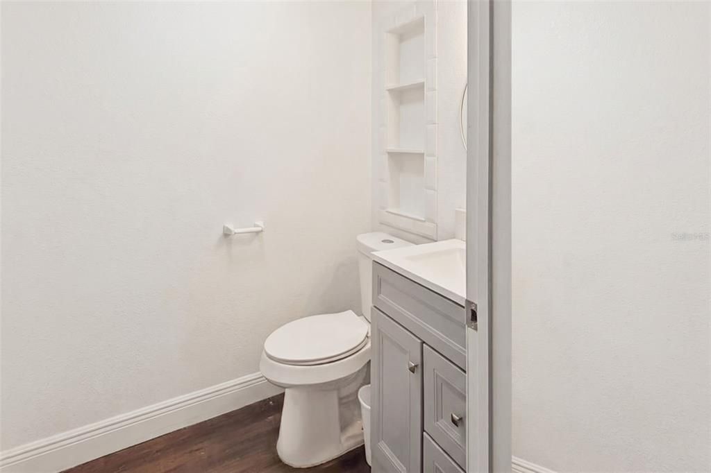 For Sale: $198,000 (3 beds, 2 baths, 768 Square Feet)