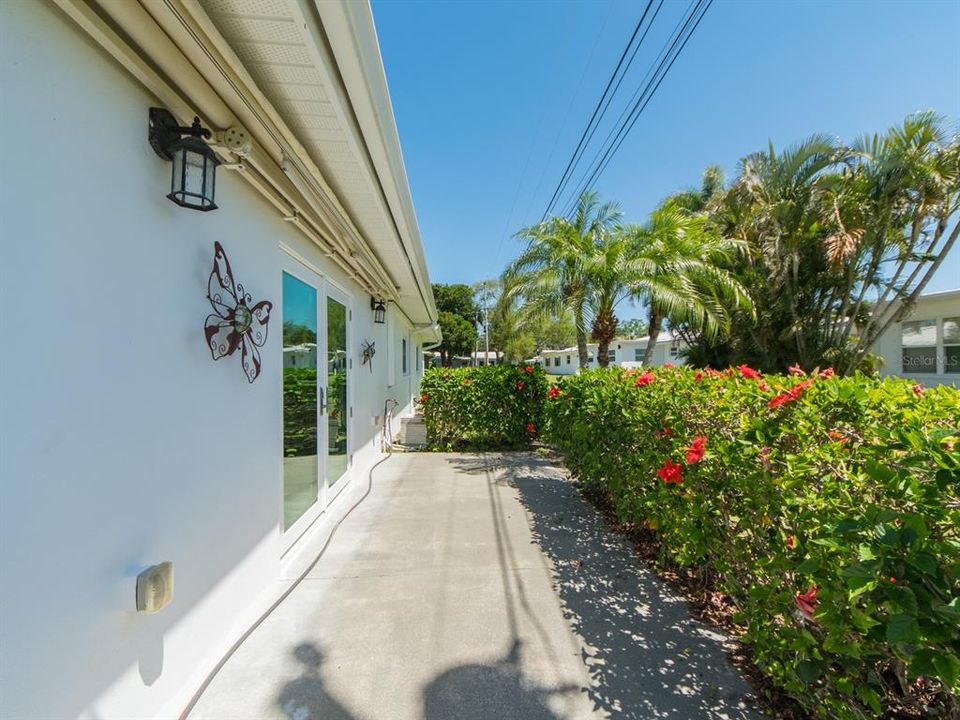 En Venta: $479,000 (4 camas, 3 baños, 2307 Pies cuadrados)