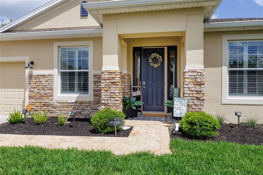 Active With Contract: $610,000 (4 beds, 3 baths, 3068 Square Feet)