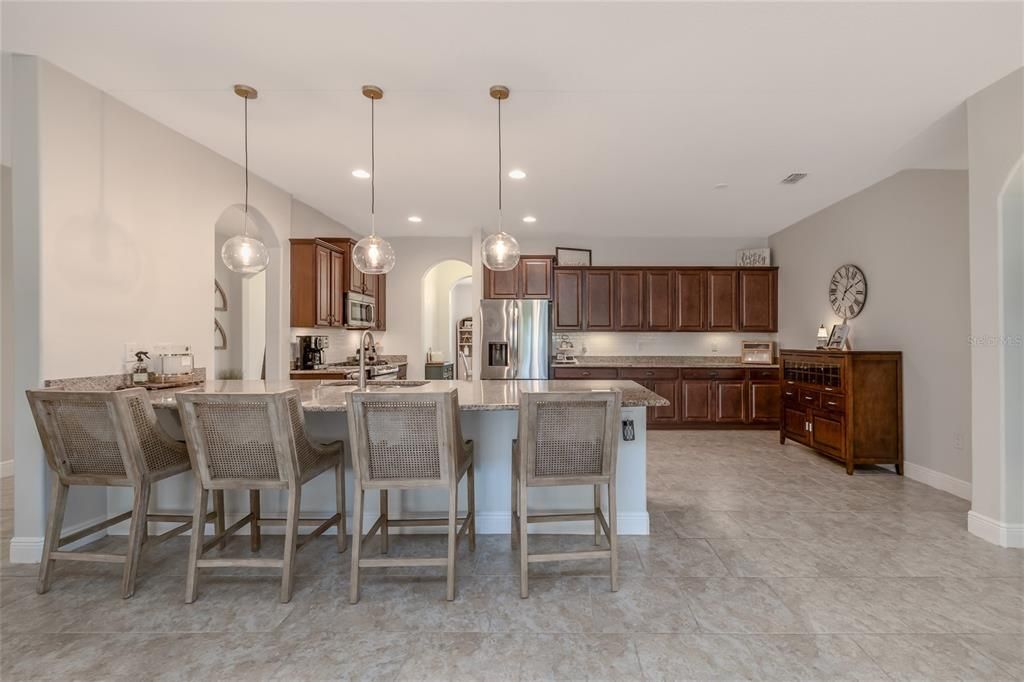 Active With Contract: $610,000 (4 beds, 3 baths, 3068 Square Feet)
