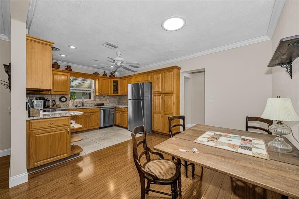 В аренду: $4,500 (3 спален, 2 ванн, 1500 Квадратных фут)