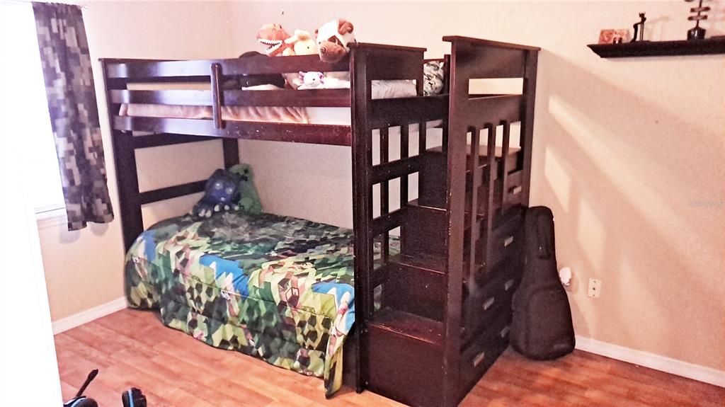 En Venta: $299,900 (3 camas, 2 baños, 1208 Pies cuadrados)