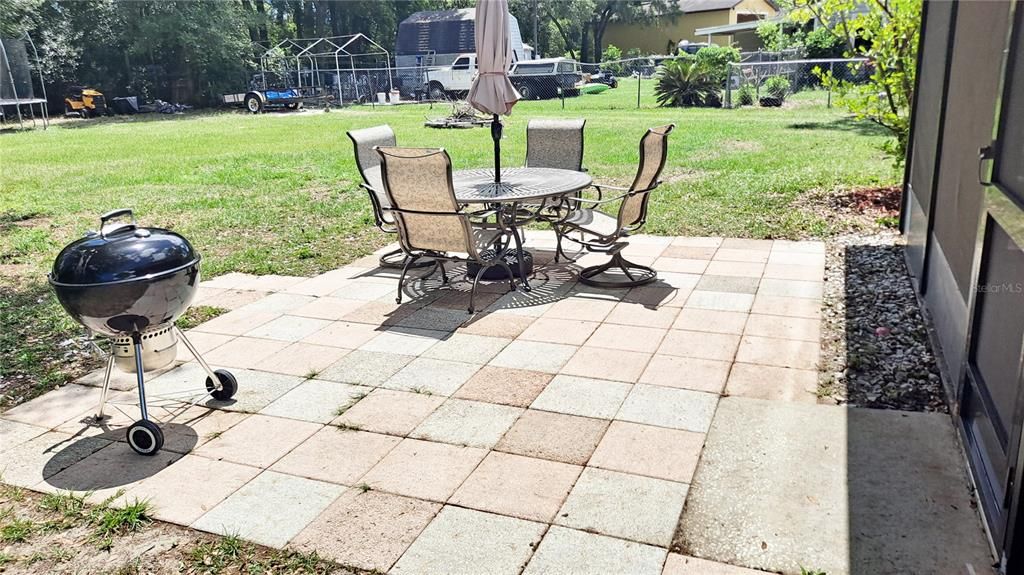 En Venta: $299,900 (3 camas, 2 baños, 1208 Pies cuadrados)