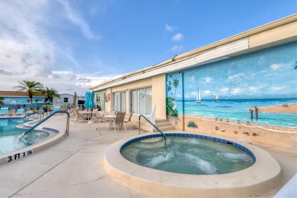 For Sale: $229,900 (2 beds, 2 baths, 1375 Square Feet)