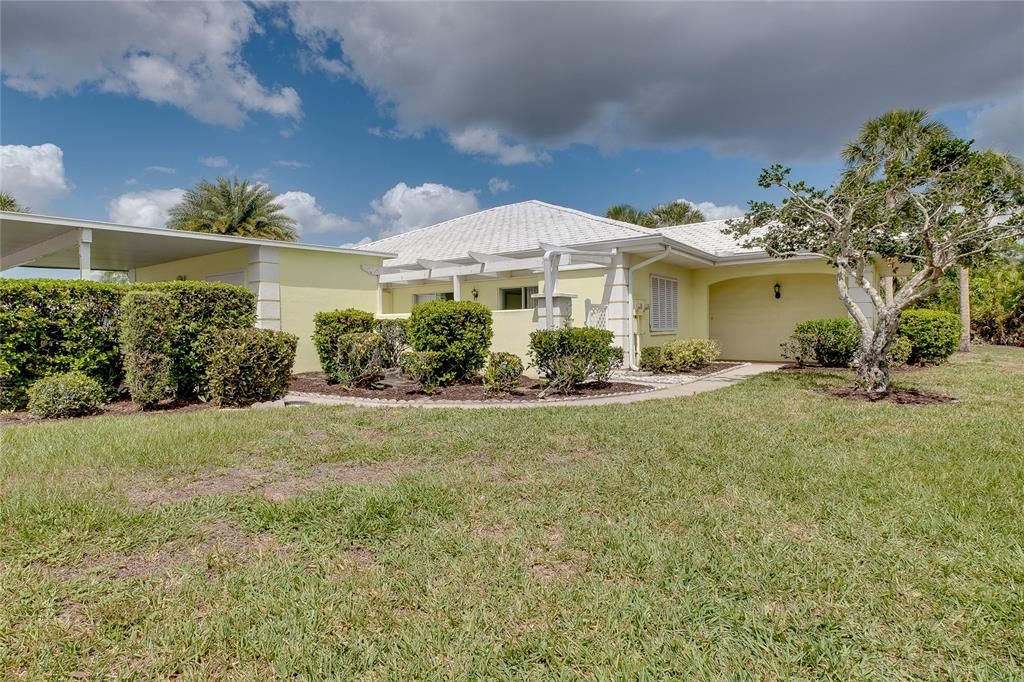Activo con contrato: $244,000 (3 camas, 2 baños, 1319 Pies cuadrados)