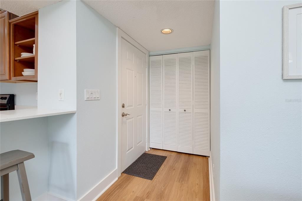 Activo con contrato: $244,000 (3 camas, 2 baños, 1319 Pies cuadrados)