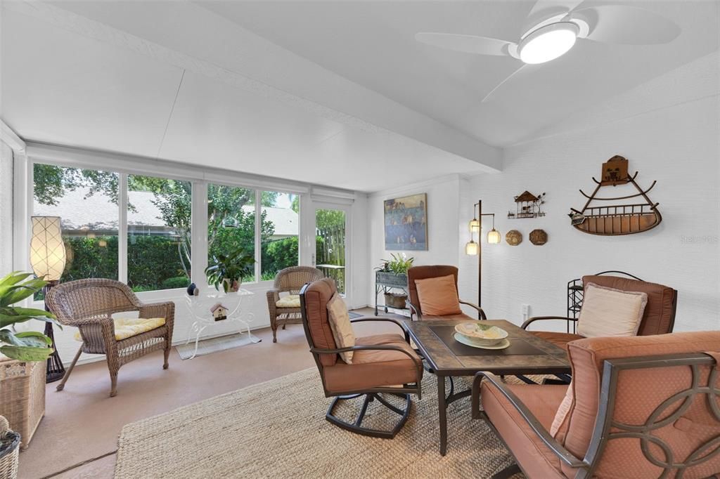 En Venta: $429,900 (3 camas, 2 baños, 1680 Pies cuadrados)