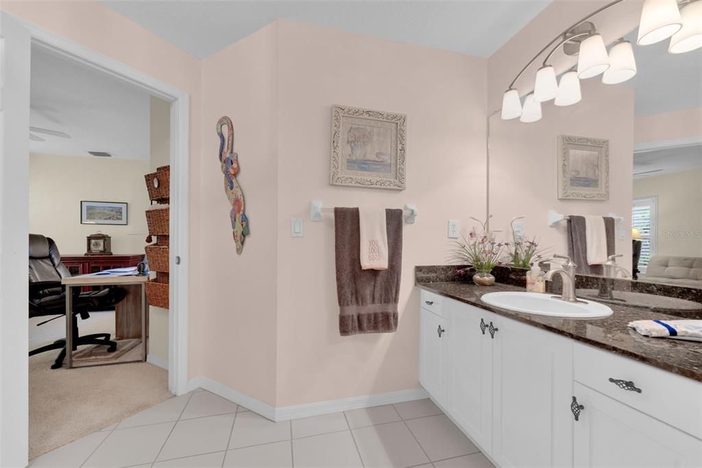 En Venta: $429,900 (3 camas, 2 baños, 1680 Pies cuadrados)