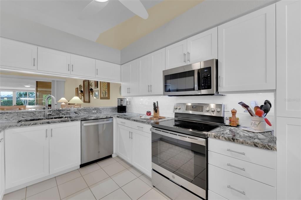 En Venta: $429,900 (3 camas, 2 baños, 1680 Pies cuadrados)