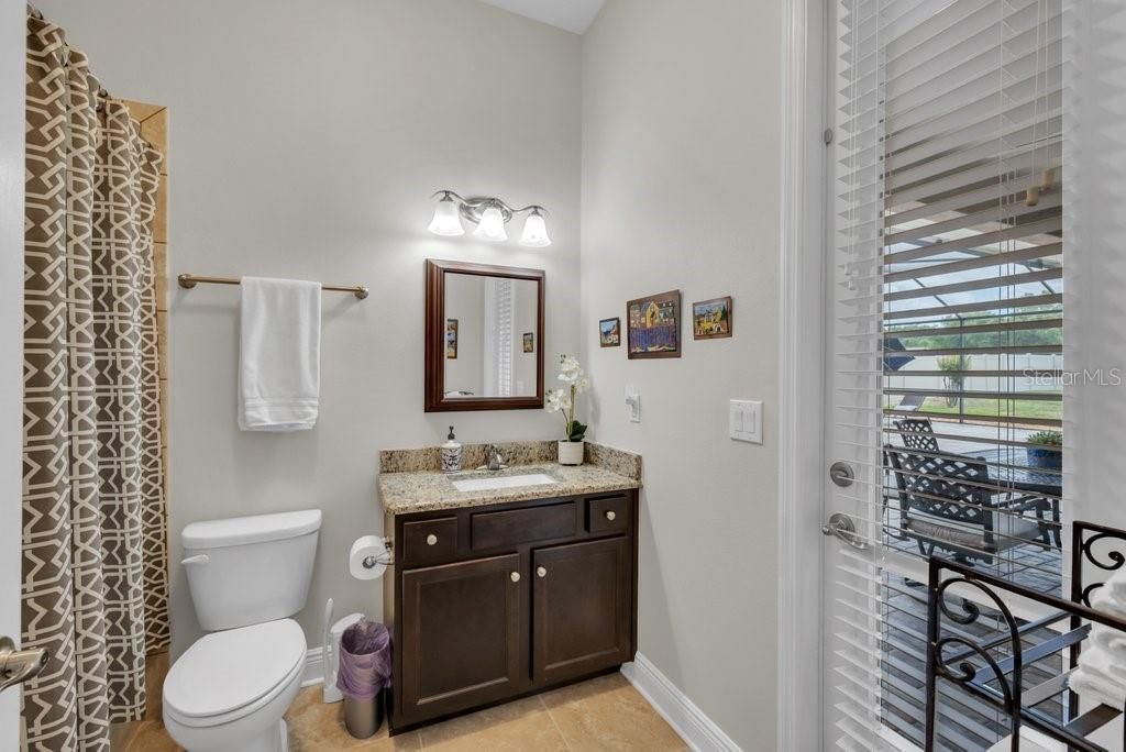 Activo con contrato: $795,000 (4 camas, 3 baños, 3463 Pies cuadrados)