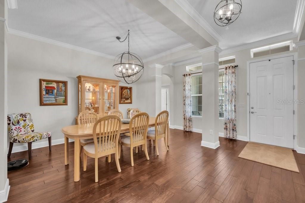 Activo con contrato: $795,000 (4 camas, 3 baños, 3463 Pies cuadrados)