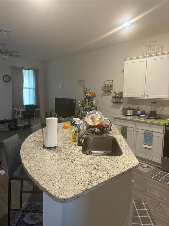 For Sale: $199,000 (2 beds, 2 baths, 1574 Square Feet)