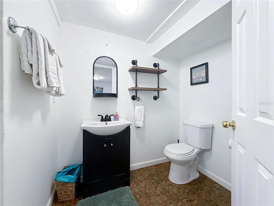 For Sale: $599,900 (4 beds, 3 baths, 1800 Square Feet)