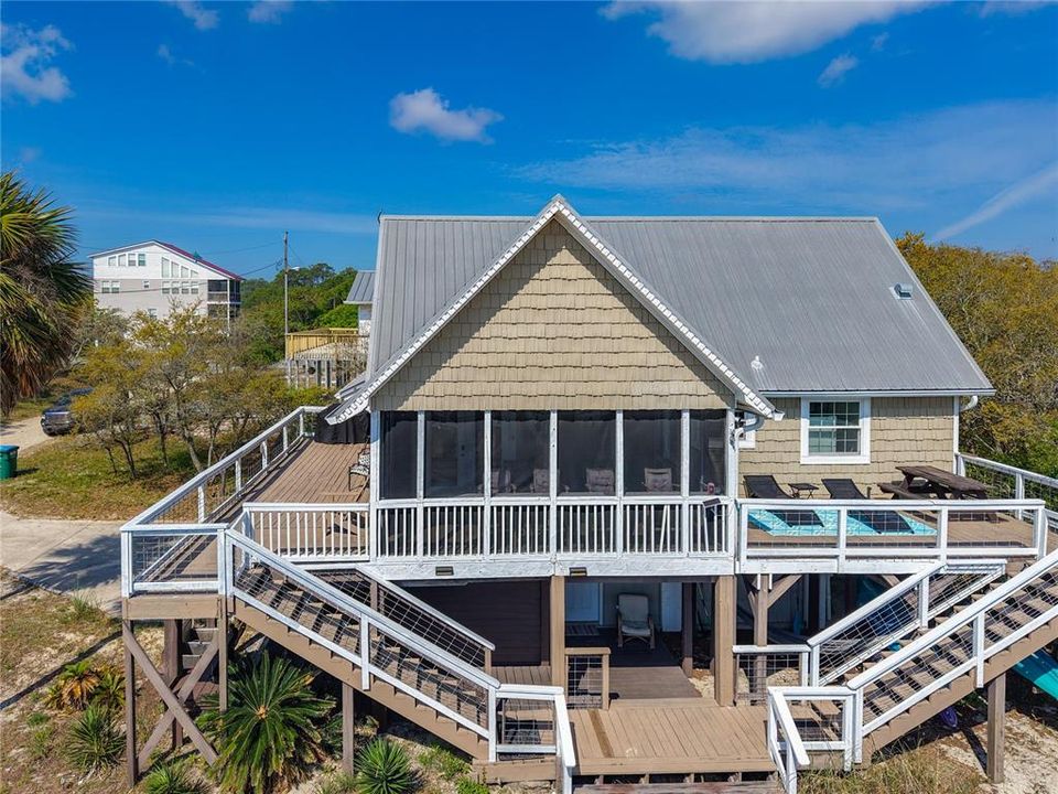 For Sale: $599,900 (4 beds, 3 baths, 1800 Square Feet)