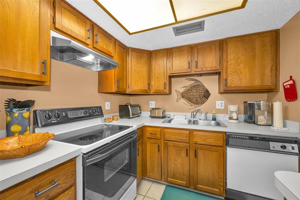 En Venta: $187,900 (2 camas, 1 baños, 930 Pies cuadrados)