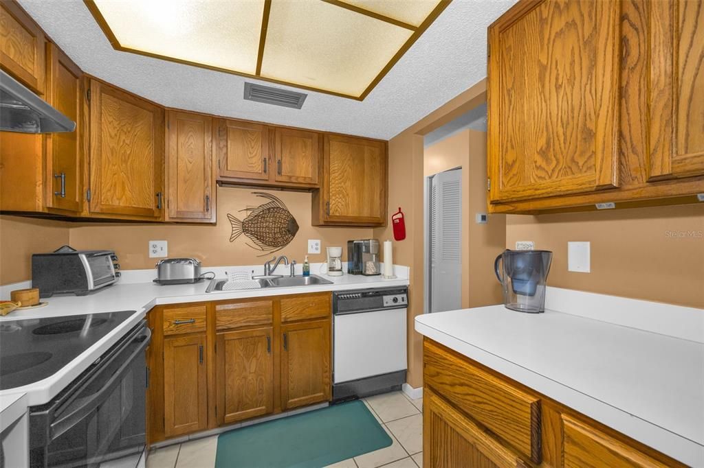 En Venta: $187,900 (2 camas, 1 baños, 930 Pies cuadrados)