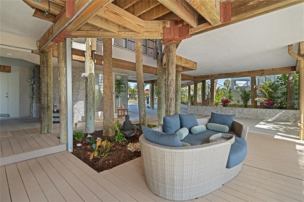 For Sale: $2,549,000 (3 beds, 2 baths, 2182 Square Feet)