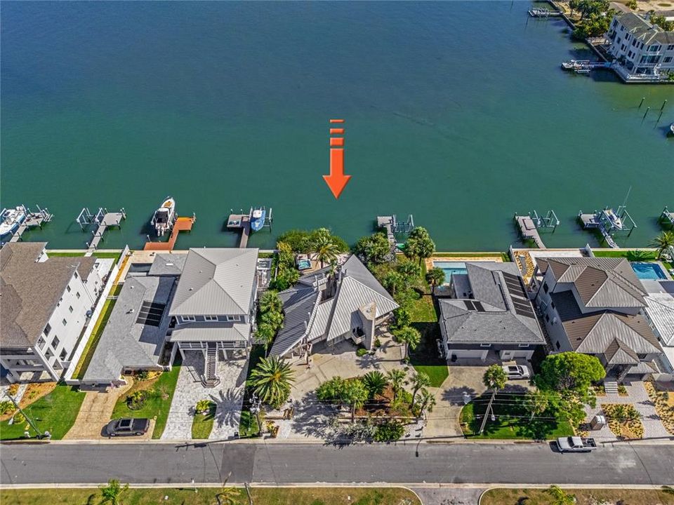For Sale: $2,549,000 (3 beds, 2 baths, 2182 Square Feet)