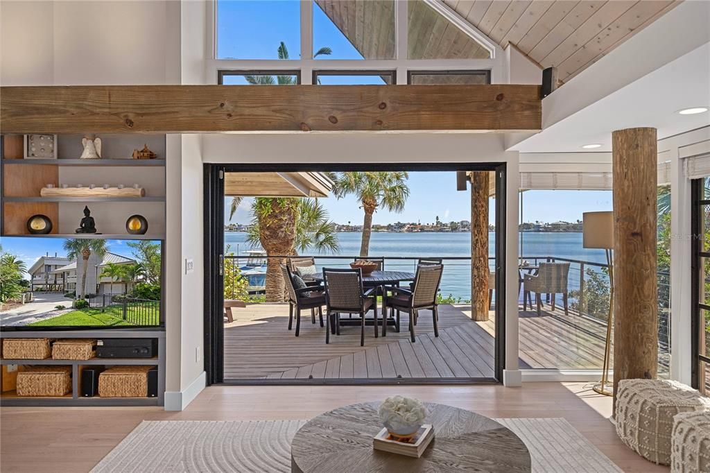 For Sale: $2,549,000 (3 beds, 2 baths, 2182 Square Feet)