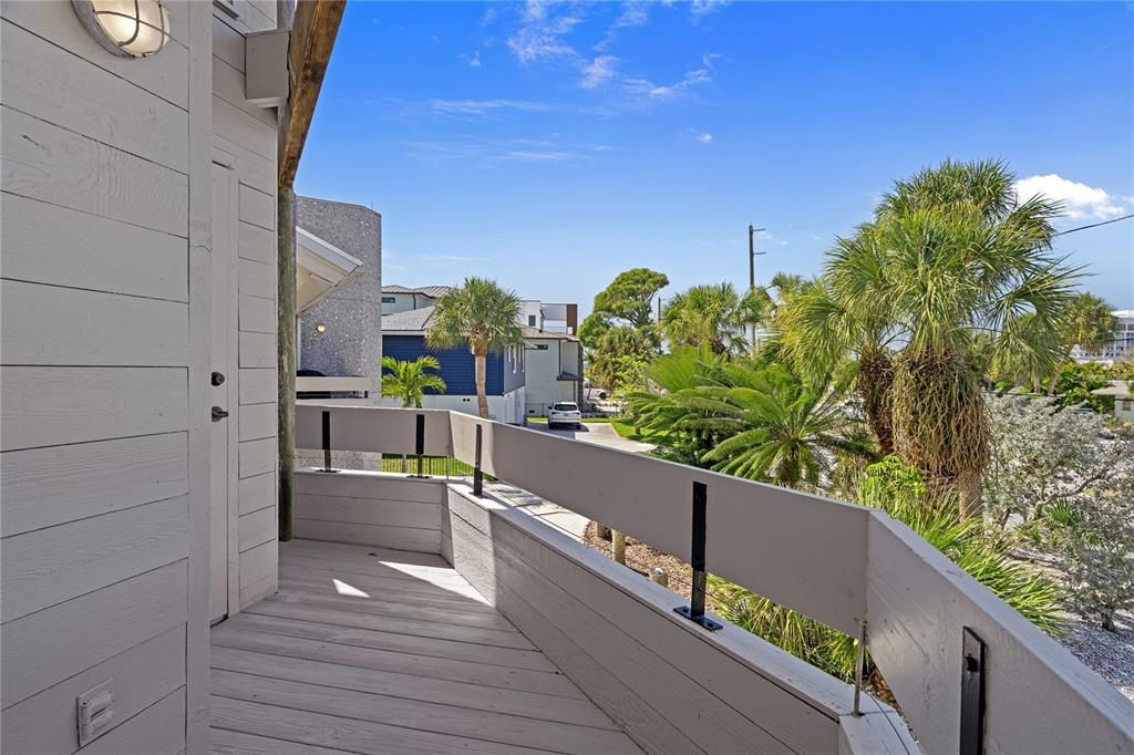 For Sale: $2,549,000 (3 beds, 2 baths, 2182 Square Feet)