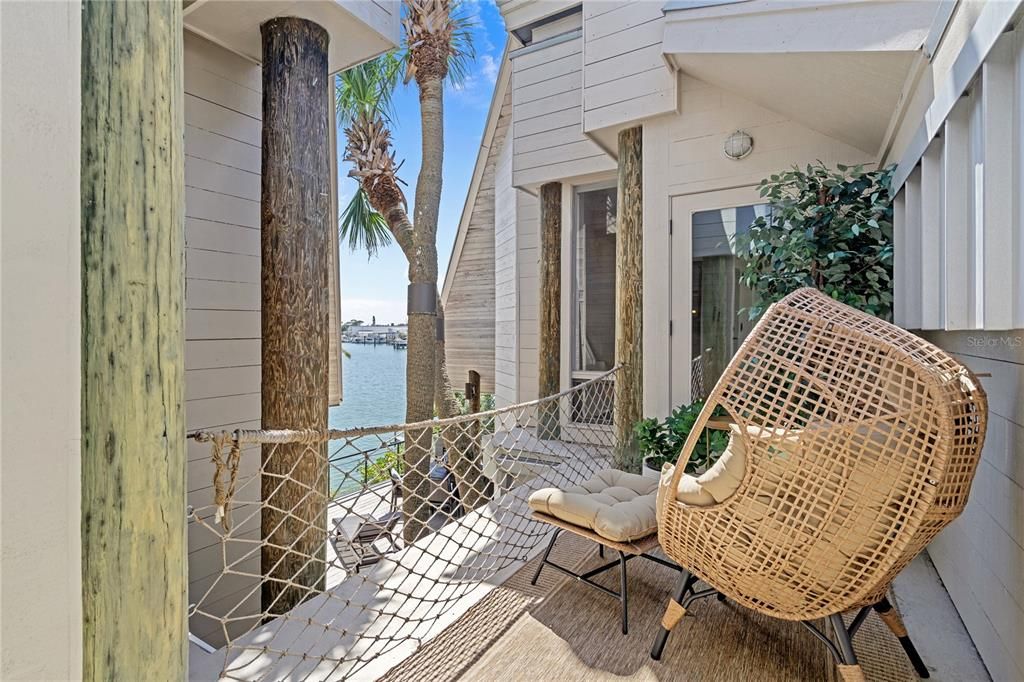 For Sale: $2,549,000 (3 beds, 2 baths, 2182 Square Feet)