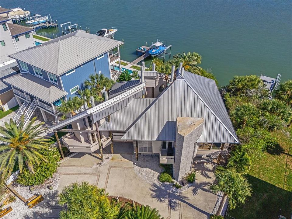 For Sale: $2,549,000 (3 beds, 2 baths, 2182 Square Feet)