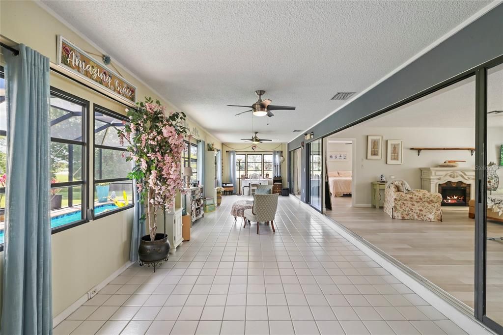 Activo con contrato: $389,000 (3 camas, 2 baños, 2280 Pies cuadrados)