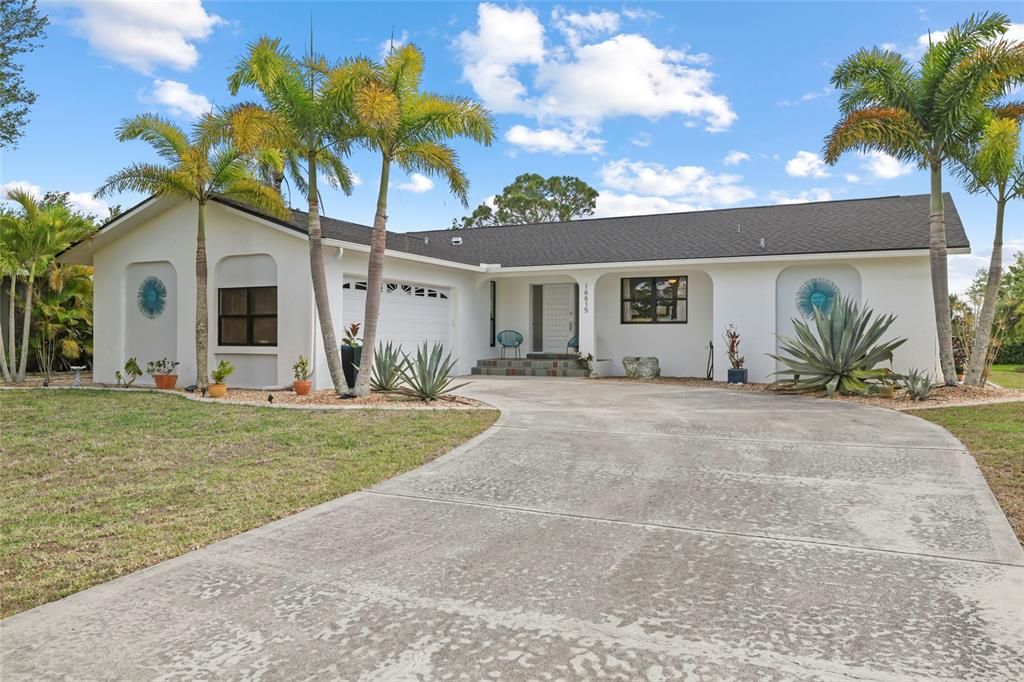 Activo con contrato: $389,000 (3 camas, 2 baños, 2280 Pies cuadrados)