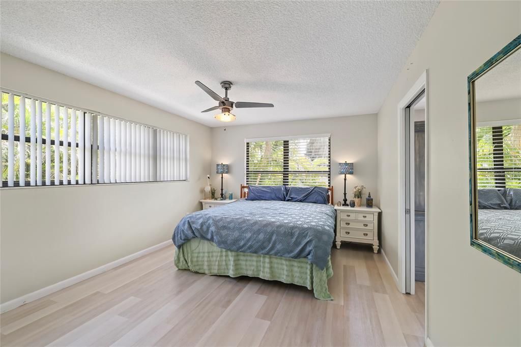 Activo con contrato: $389,000 (3 camas, 2 baños, 2280 Pies cuadrados)