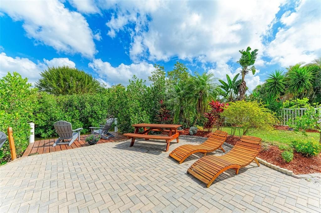 For Sale: $647,000 (4 beds, 3 baths, 2675 Square Feet)